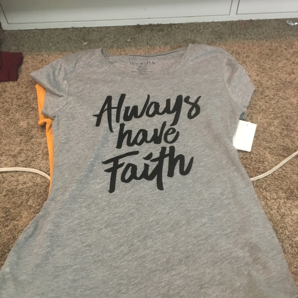 Grey t-shirt